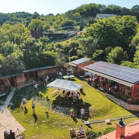 Bed & Breakfast Natura Panzio&apartmanhaz
