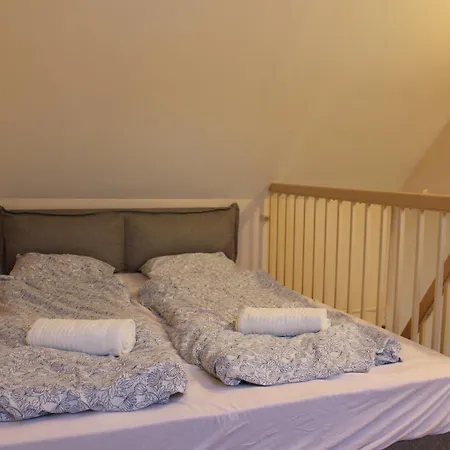 Frühstückspension Natura Panzio&apartmanhaz 3*