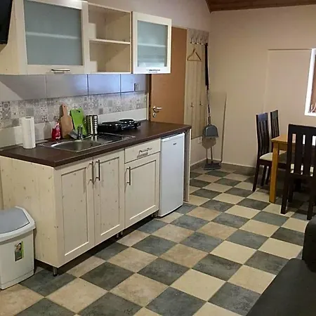 Oda ve Kahvaltı Natura Panzio&apartmanhaz 3*
