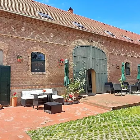 Oda ve Kahvaltı Natura Panzio&apartmanhaz Orfű
